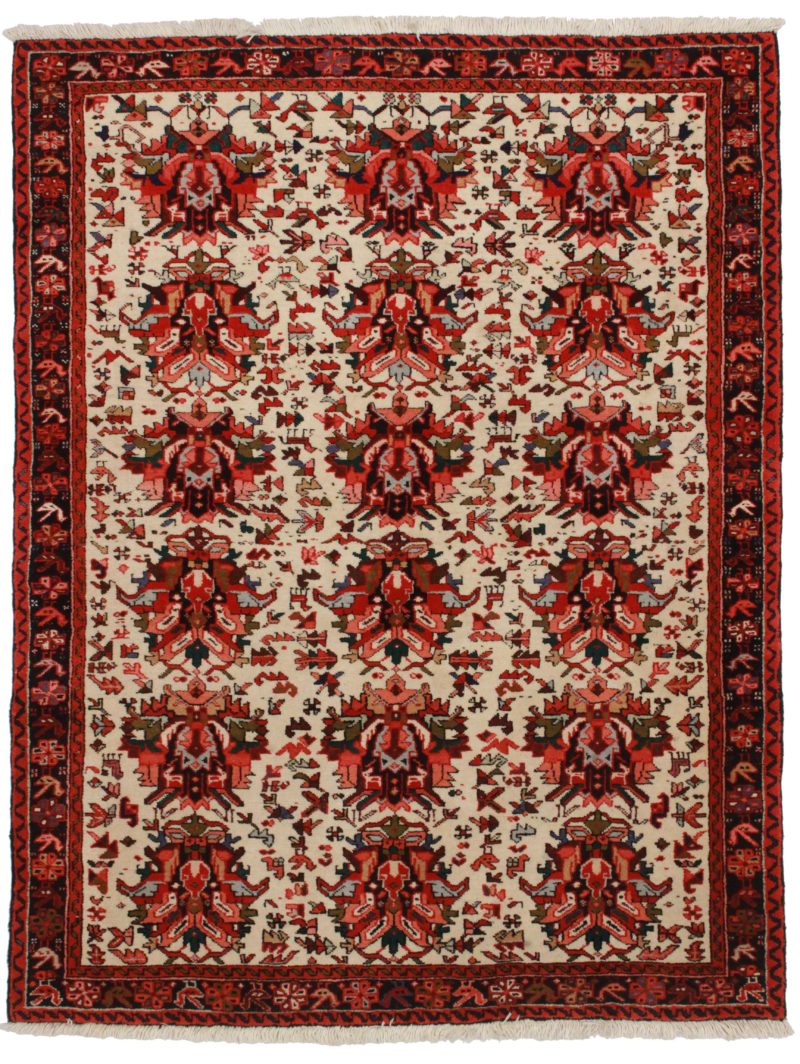 Persian Karajeh 5 x 6 Wool Oriental Rug 8001