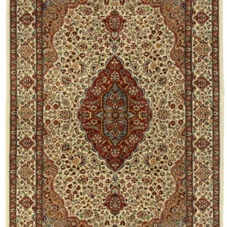 Vintage Pakistani 4 x 6 Wool Area Rug 14382