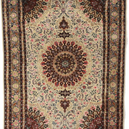 5 x 7 Silk Wool Persian Tabriz Rug 14167