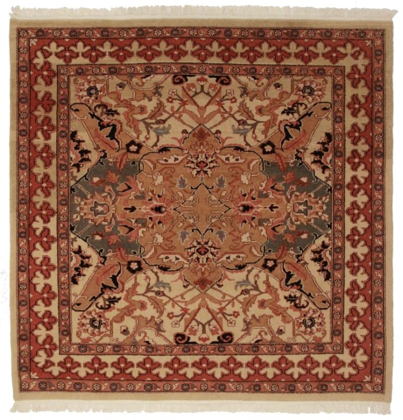 Square Agra Style Rug 11191