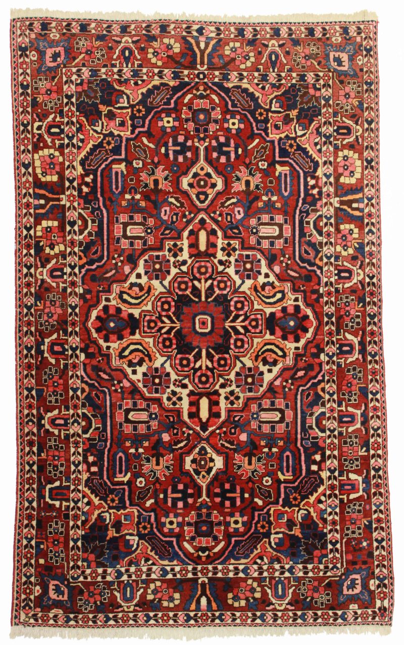 5'2" x 8'2" Hand Knotted Wool Persian Baktiari Rug 1104
