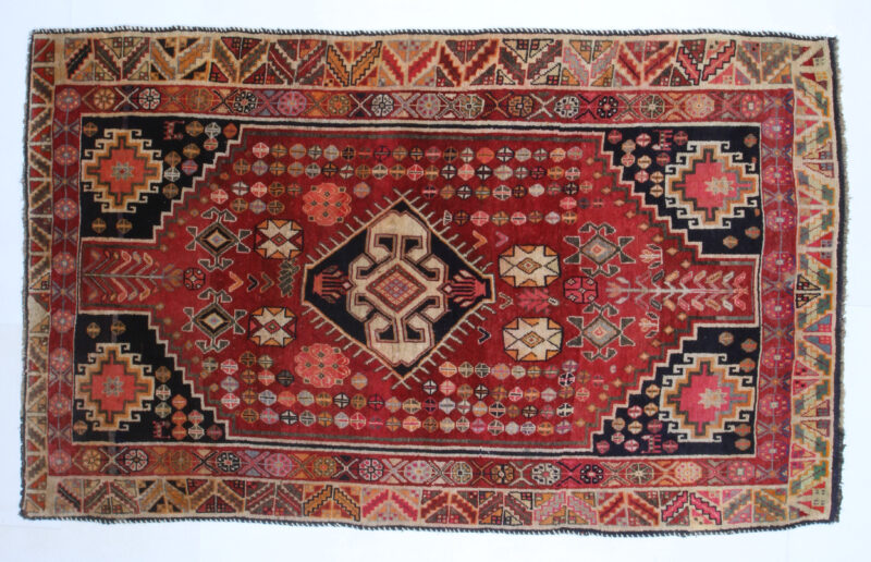 5'3'' x 8'8'' ANTIQUE GARABAGH RUG  14565